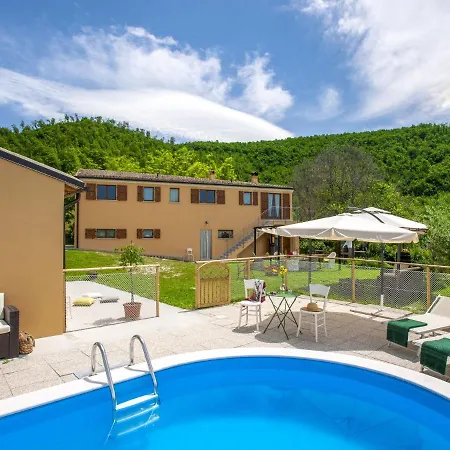 Belvilla By Oyo Casa Volpara * Pergola
