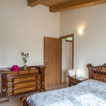 Belvilla By Oyo Casa Volpara
