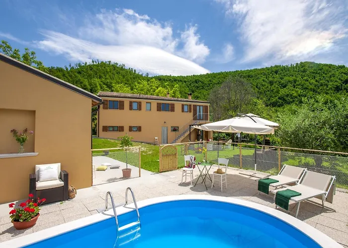 Serene Villa, Peaceful Βίλα Pergola